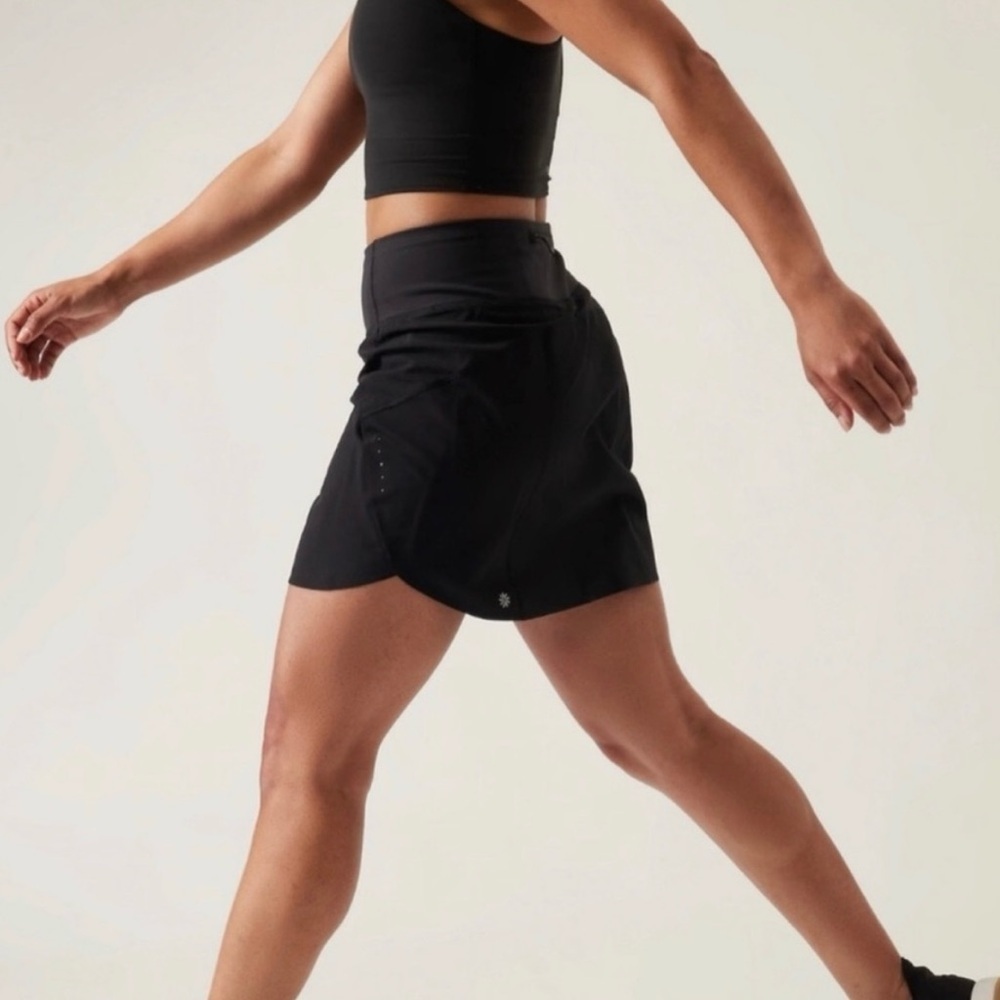 Athleta Women's Black Run With It Skort Sz XL Tennis Athleisure - Picture 6 of 9